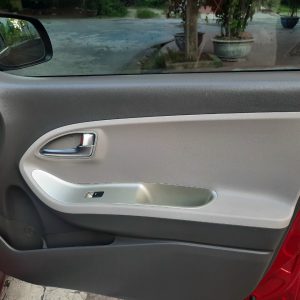 F0db9e51b4b042ee1ba1