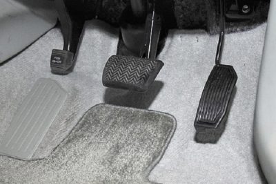 Kinh Nghiệm Bảo Dưỡng Mercedes: Xe Bị Kẹt Côn Là Do đâu? 613a31d545b3b.jpeg